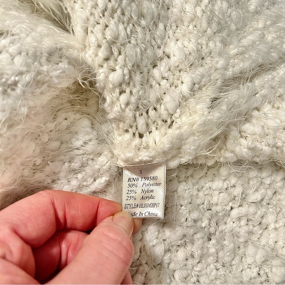 Pink Lily fuzzy eyelash turtleneck sweater - Picture 6 of 7